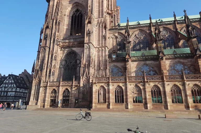 Fahrzeug (15)